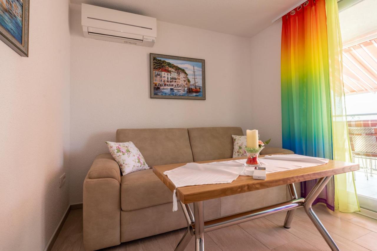 Apartmani Soldan มาคาร์สกา ภายนอก รูปภาพ