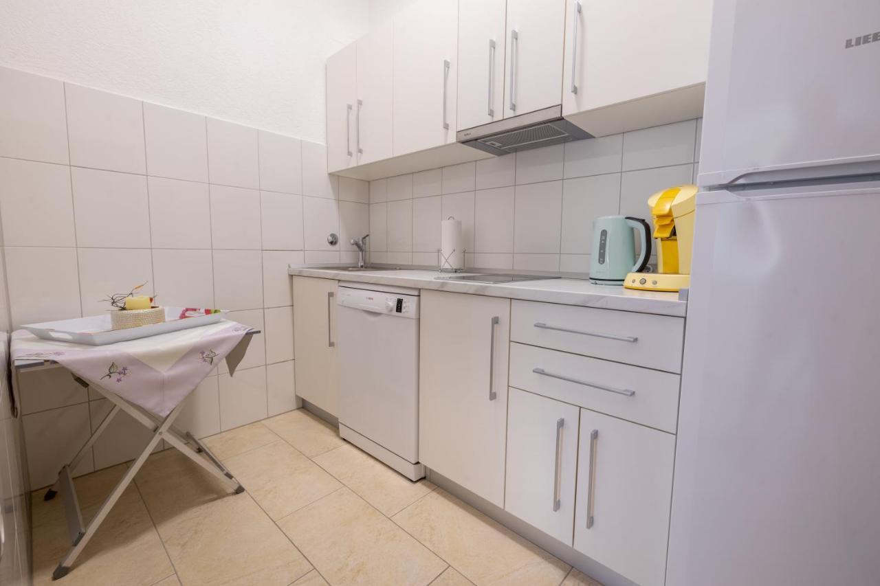 Apartmani Soldan มาคาร์สกา ภายนอก รูปภาพ