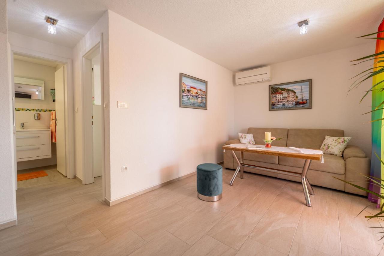 Apartmani Soldan มาคาร์สกา ภายนอก รูปภาพ