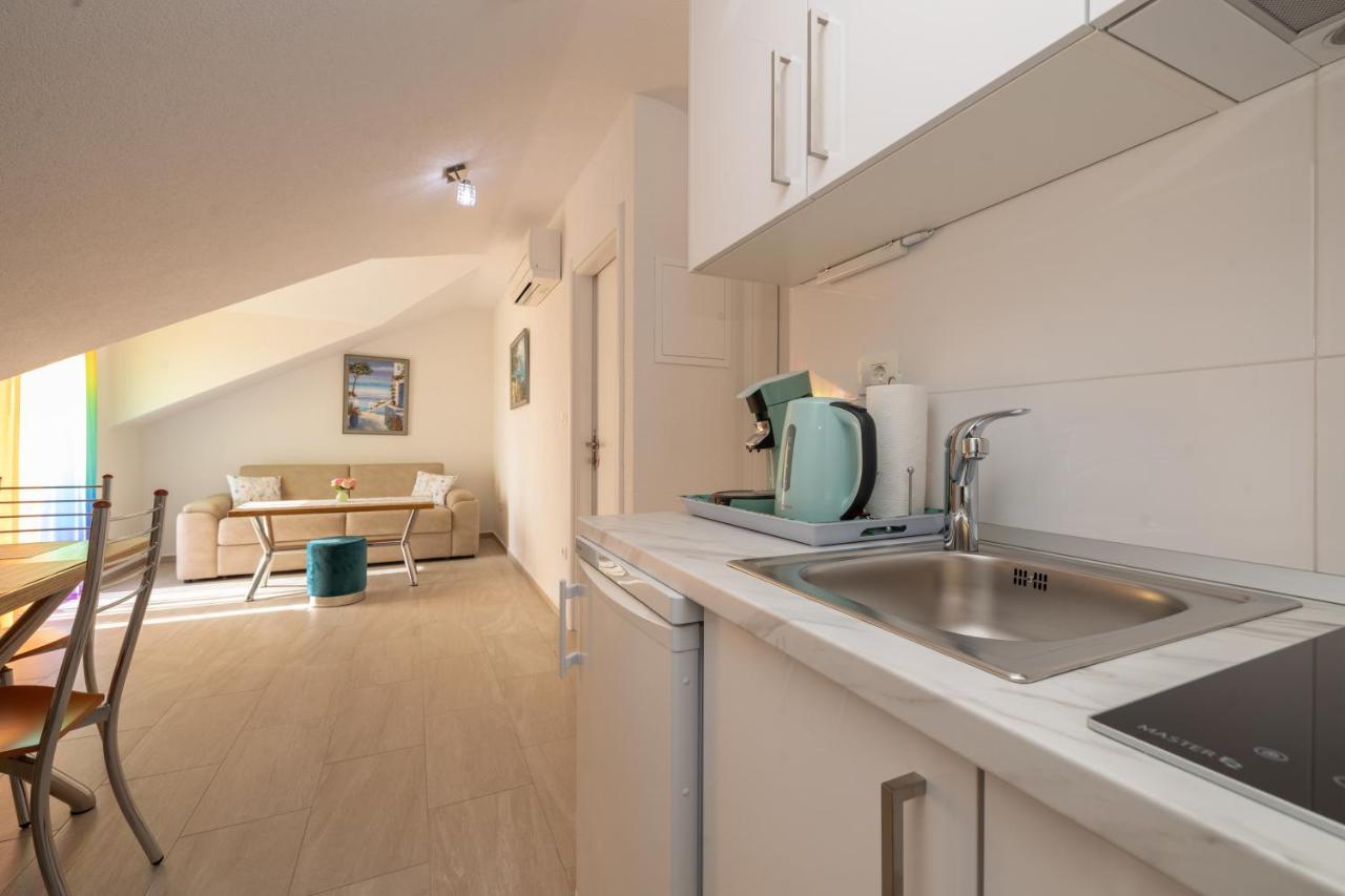 Apartmani Soldan มาคาร์สกา ภายนอก รูปภาพ